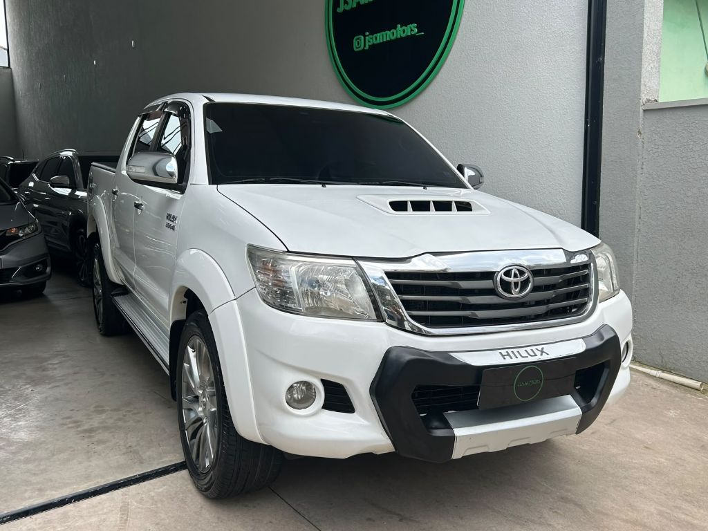 Hilux CD SRV D4-D 4x4 3.0 TDI Diesel Aut — foto 2