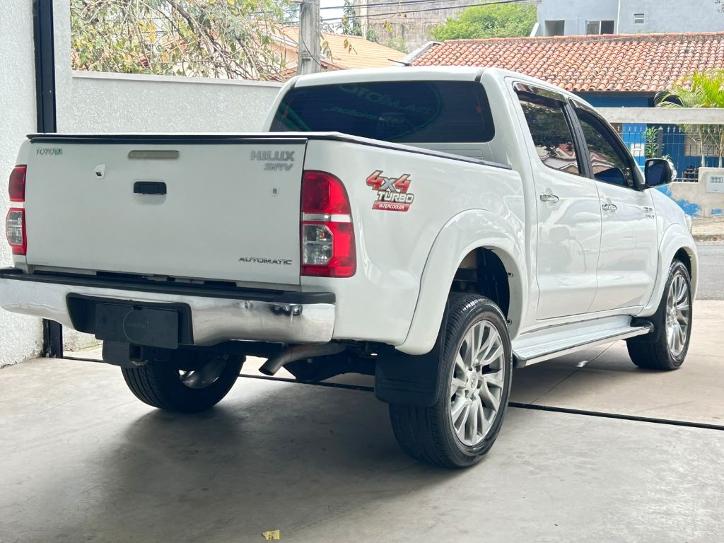 Hilux CD SRV D4-D 4x4 3.0 TDI Diesel Aut — foto 4
