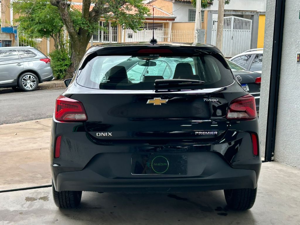 ONIX HATCH PREM. 1.0 12V TB Flex 5p Aut. — foto 5