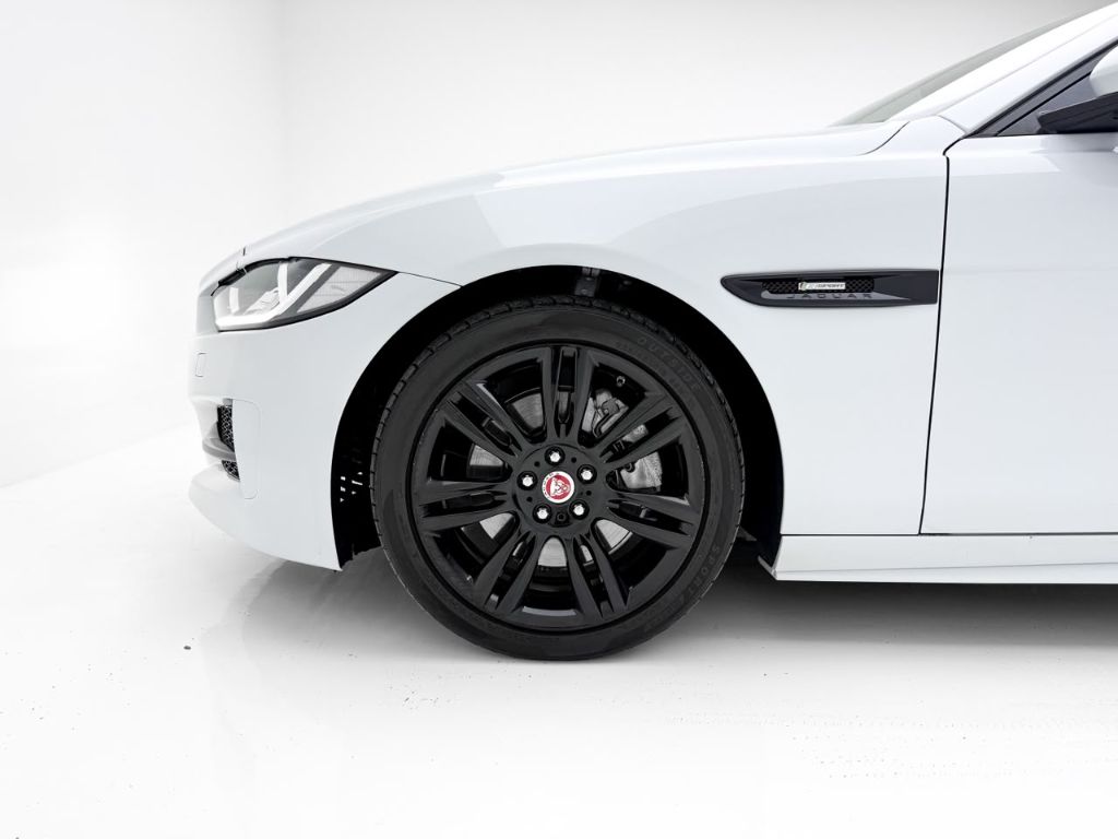 XE 2.0 Turbocharged R-Sport Aut. — foto 15