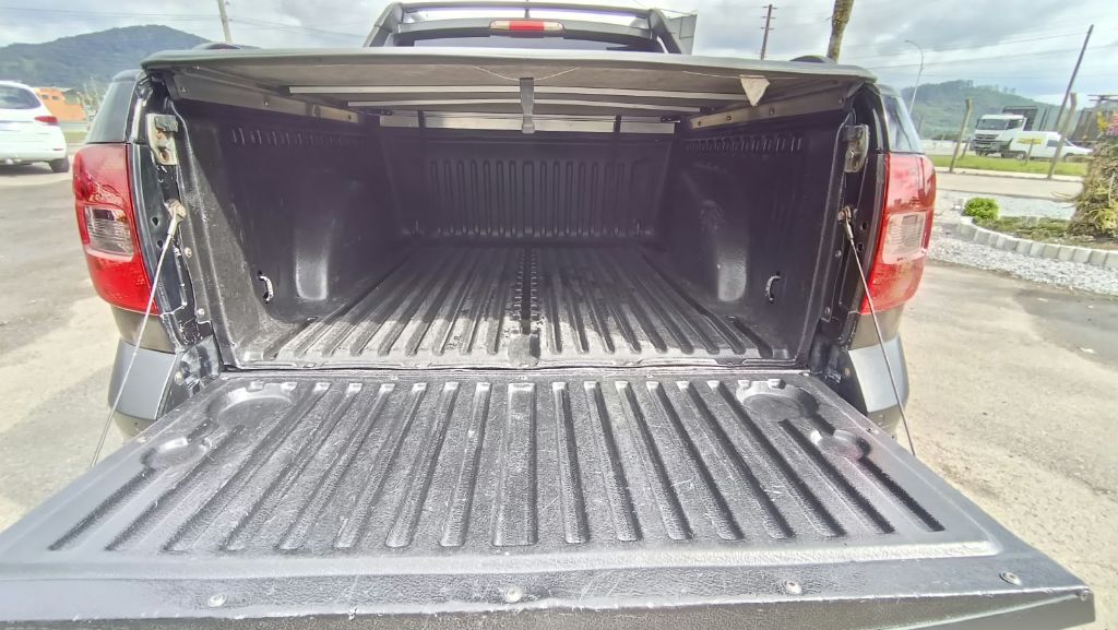 Saveiro CROSS 1.6 Mi Total Flex 8V CE — foto 6