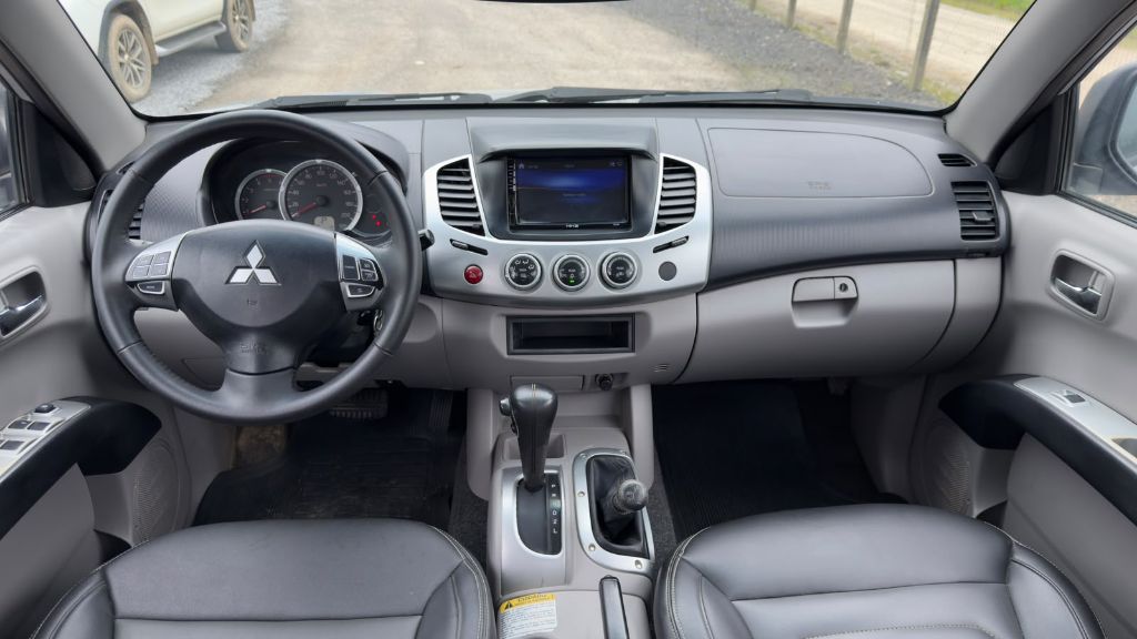 L200 Triton HPE 3.2 CD TB Int.Diesel Aut — foto 7