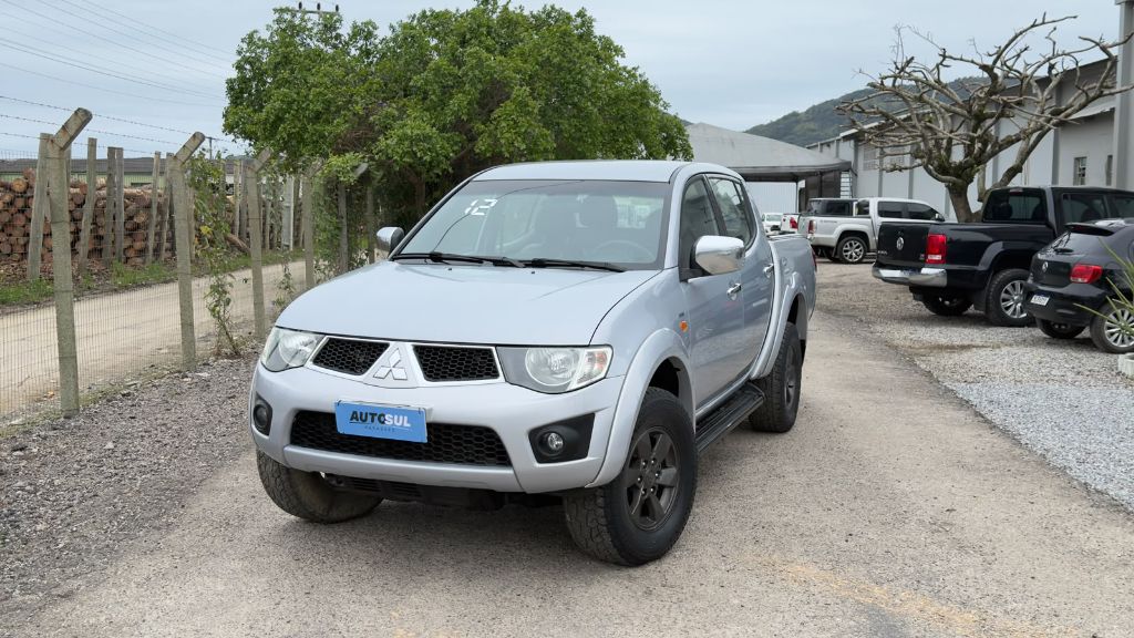 L200 Triton HPE 3.2 CD TB Int.Diesel Aut — foto 1