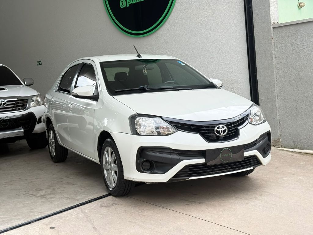 ETIOS X Plus Sedan 1.5 Flex 16V 4p Aut. — foto 2