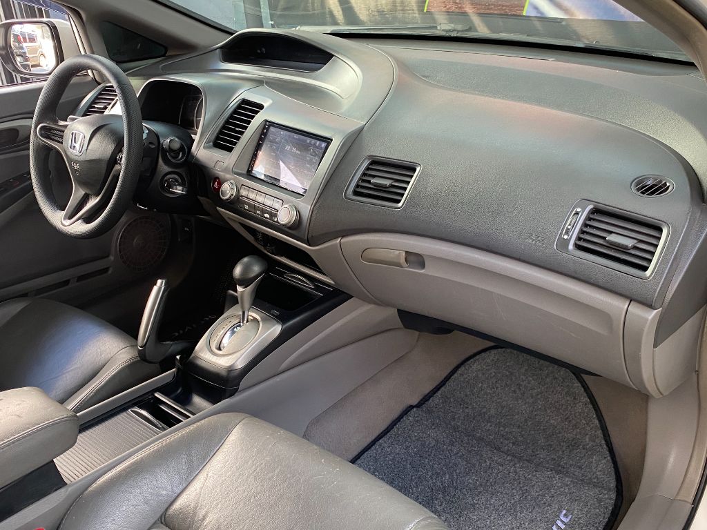 Civic Sedan LXS 1.8/1.8 Flex 16V Aut. 4p — foto 9