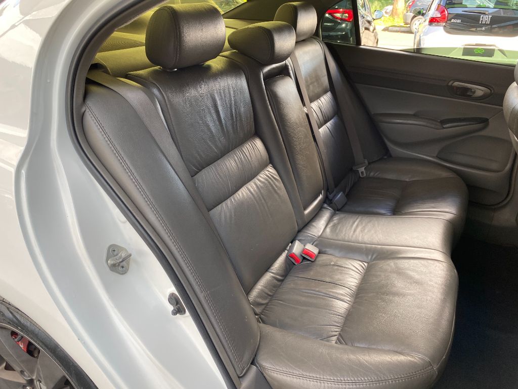 Civic Sedan LXS 1.8/1.8 Flex 16V Aut. 4p — foto 11
