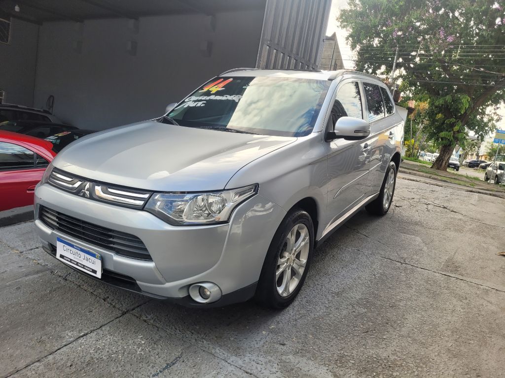 OUTLANDER 2.0 16V 160cv Aut. — foto 15