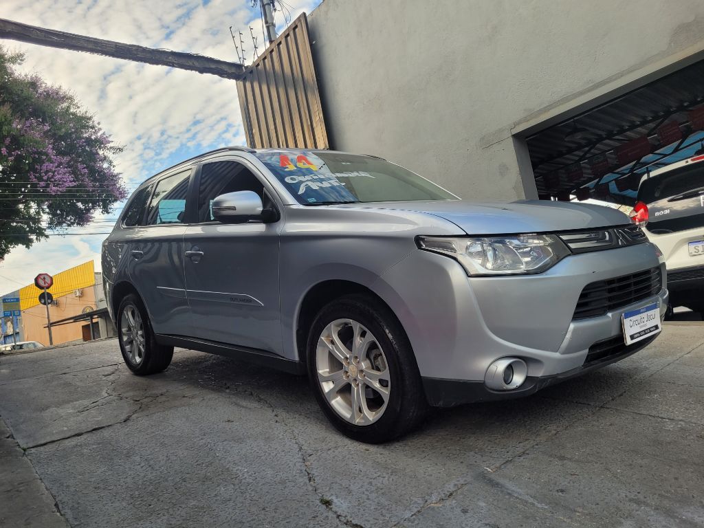 OUTLANDER 2.0 16V 160cv Aut. — foto 3