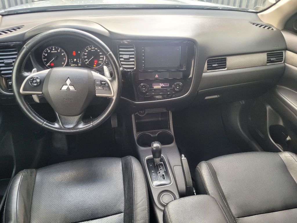 OUTLANDER 2.0 16V 160cv Aut. — foto 7