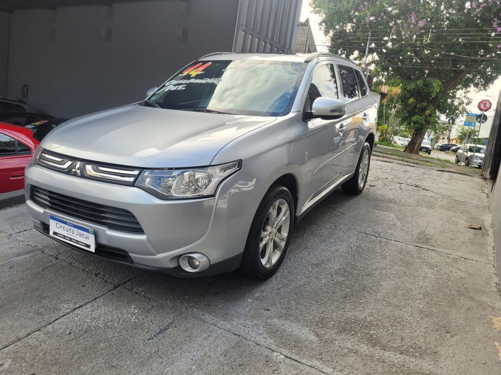 OUTLANDER 2.0 16V 160cv Aut. — foto 18