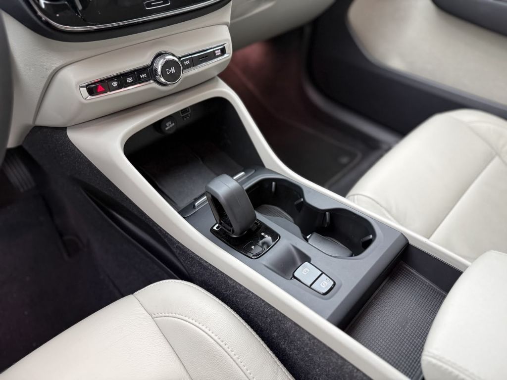 XC 40 T-5 INSC. EXPRE. 1.5 FWD (Híbrido) — foto 16