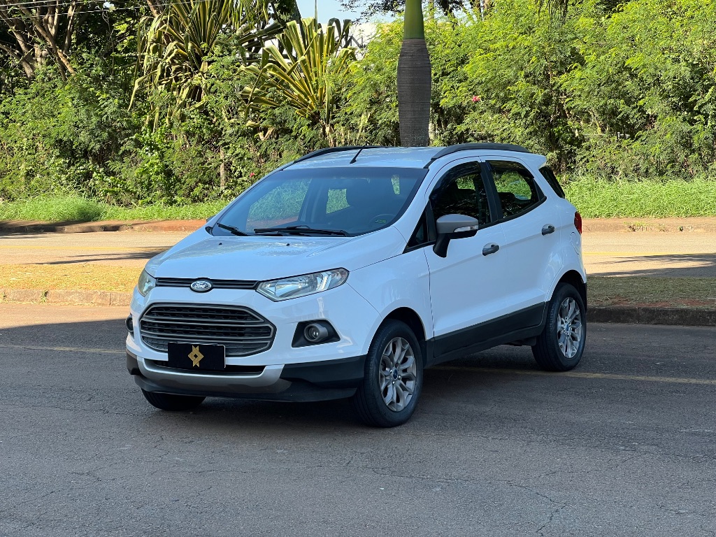 EcoSport FREESTYLE 1.6 16V Flex 5p — foto 1