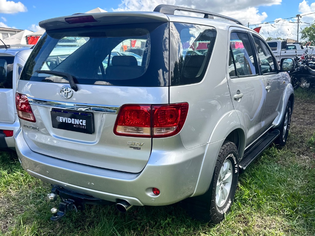 Hilux SW4 SRV D4-D 4x4 3.0 TDI Dies. Aut — foto 3