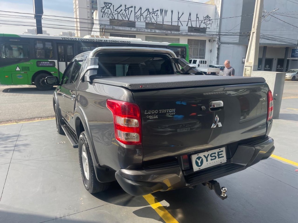 L200 Triton Sport HPE-S 2.4 CD Dies. Aut — foto 8