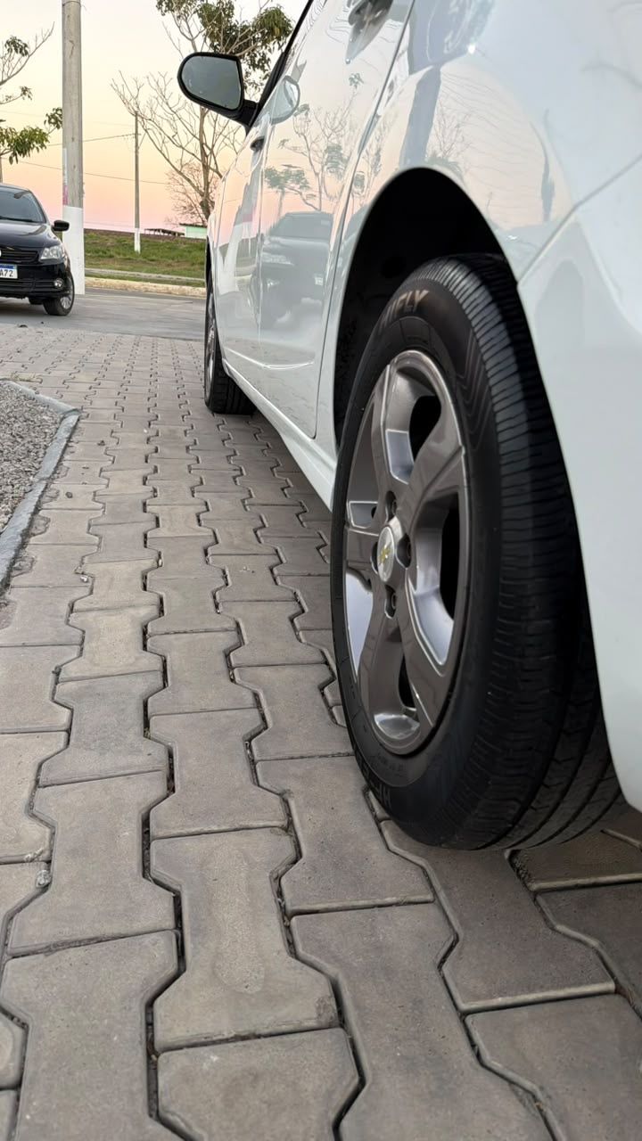 PRISMA Sed. LTZ 1.4 8V FlexPower 4p — foto 16