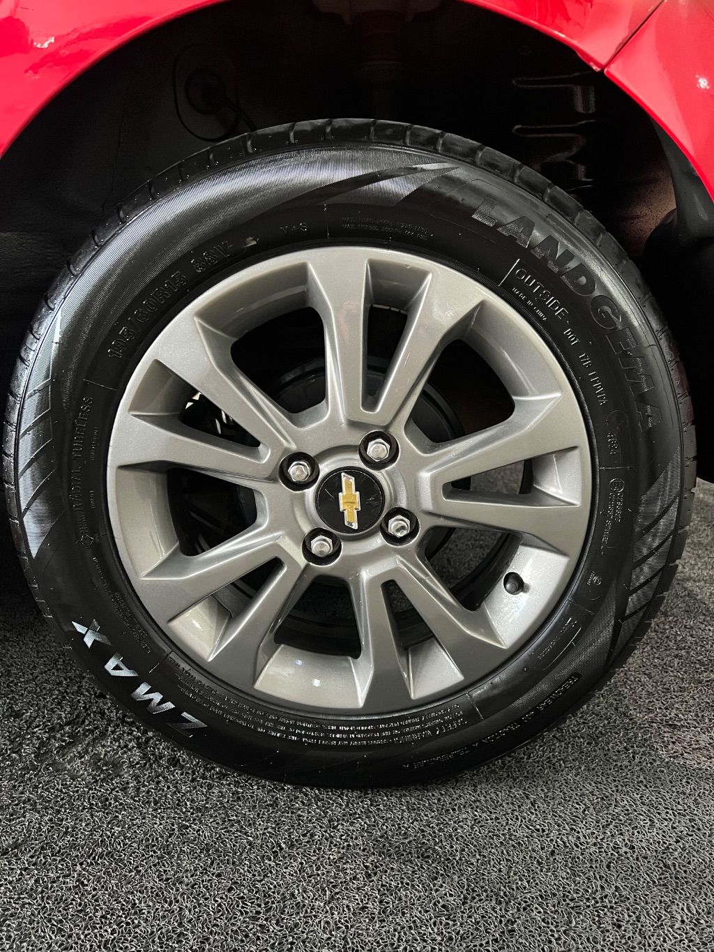 ONIX HATCH EFFECT 1.4 8V F.Power 5p Mec. — foto 5