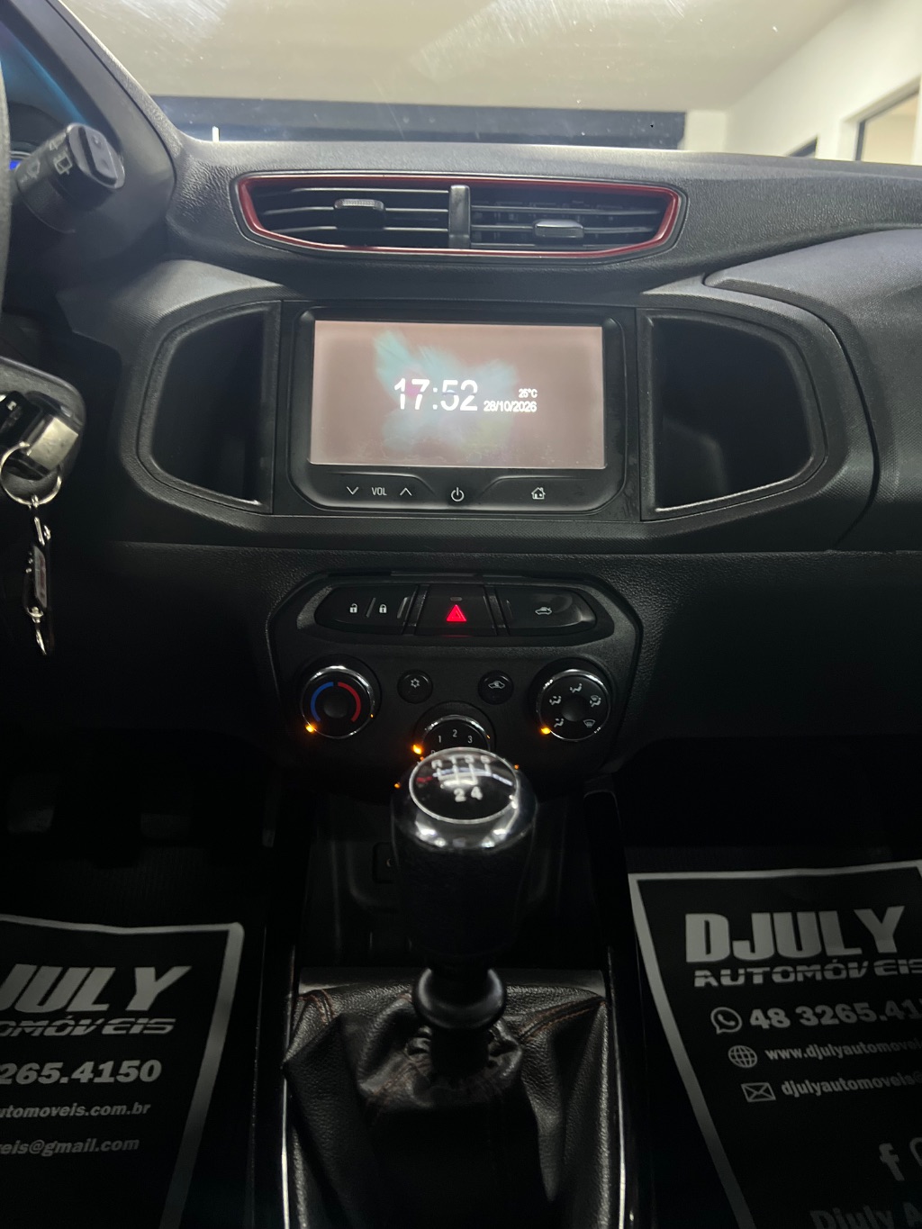 ONIX HATCH EFFECT 1.4 8V F.Power 5p Mec. — foto 2