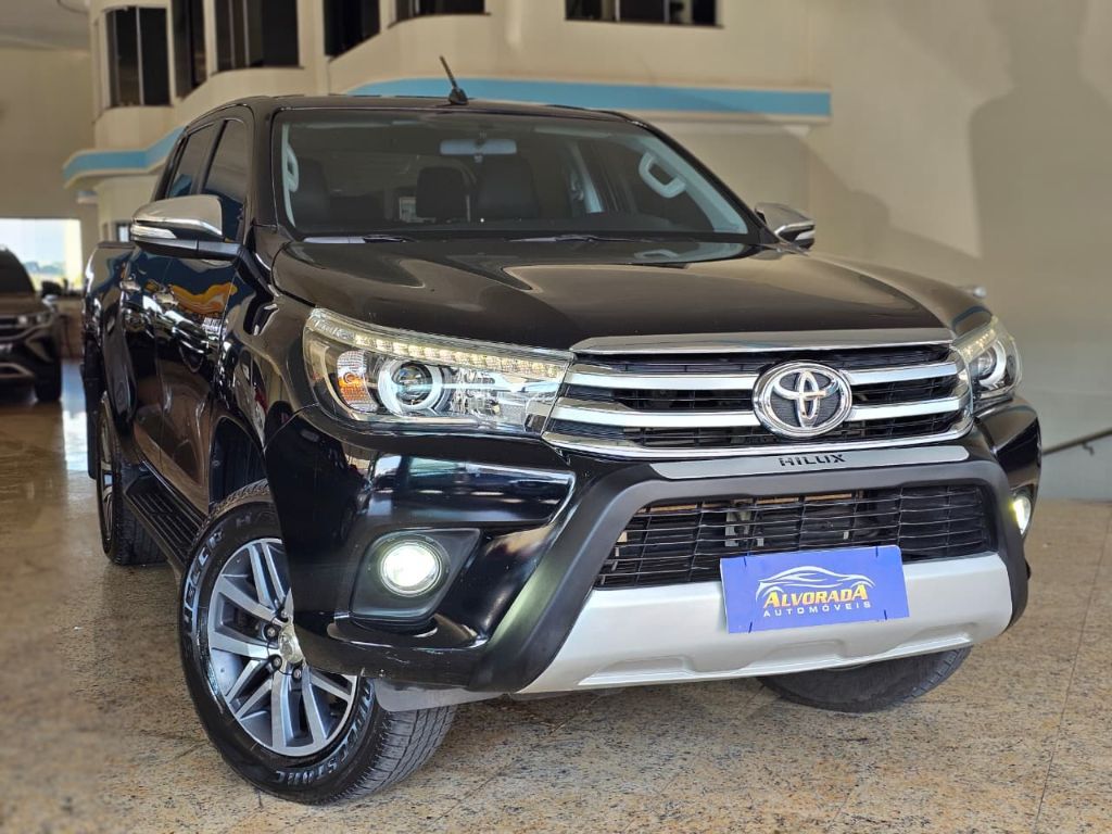 Hilux CD SRX 4x4 2.8 TDI 16V Diesel Aut. — foto 2