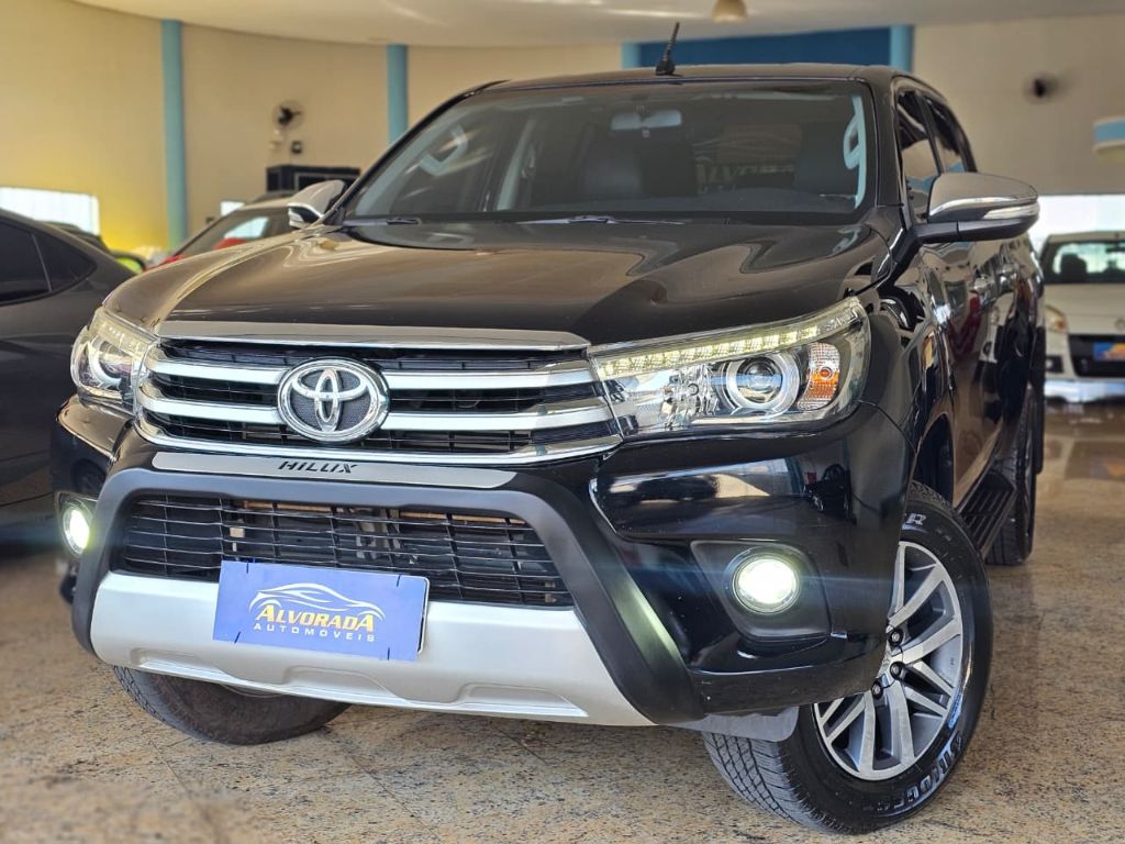 Hilux CD SRX 4x4 2.8 TDI 16V Diesel Aut. — foto 1