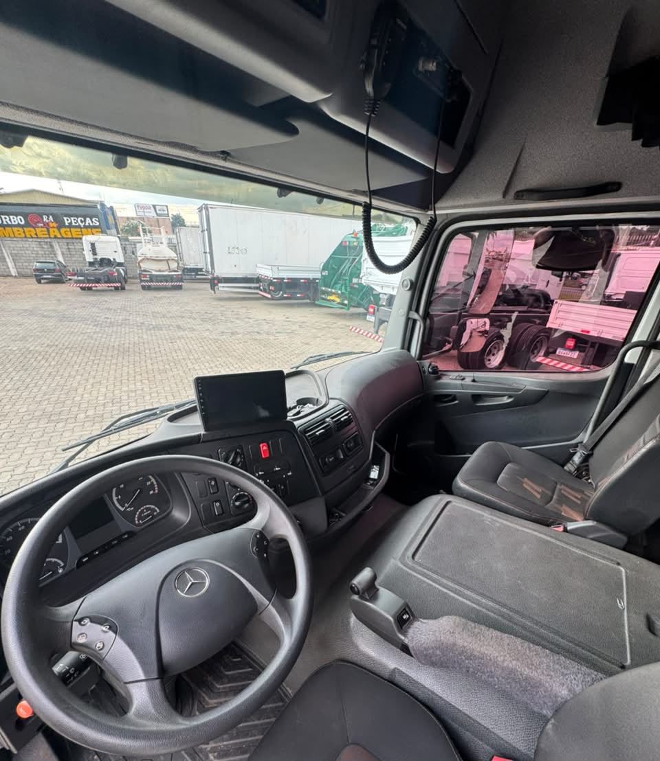 MB ATEGO 3030 TETO ALTO - CHASSI — foto 9