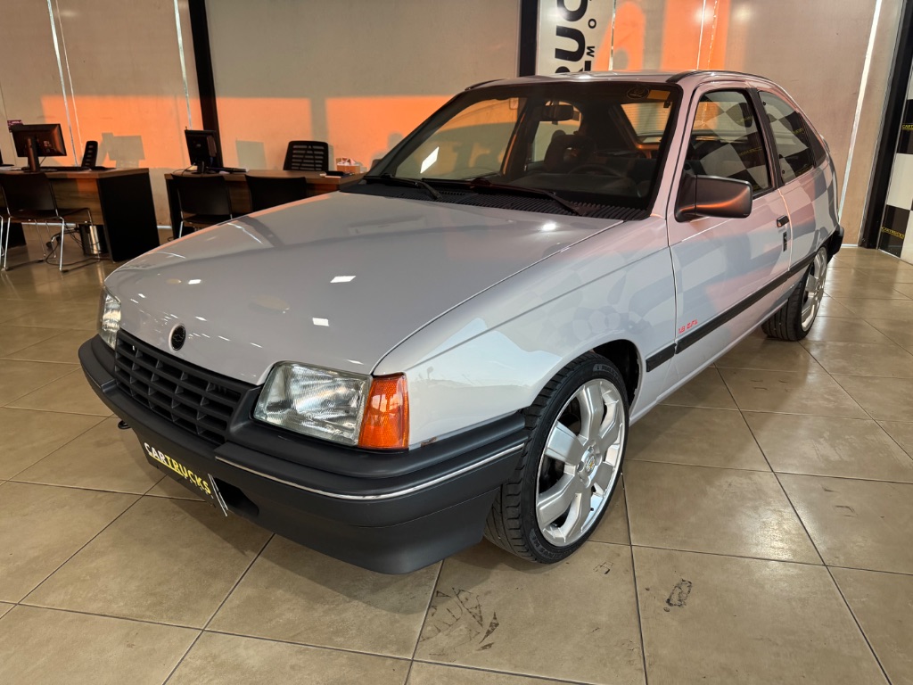 Kadett GL 1.8 — foto 4