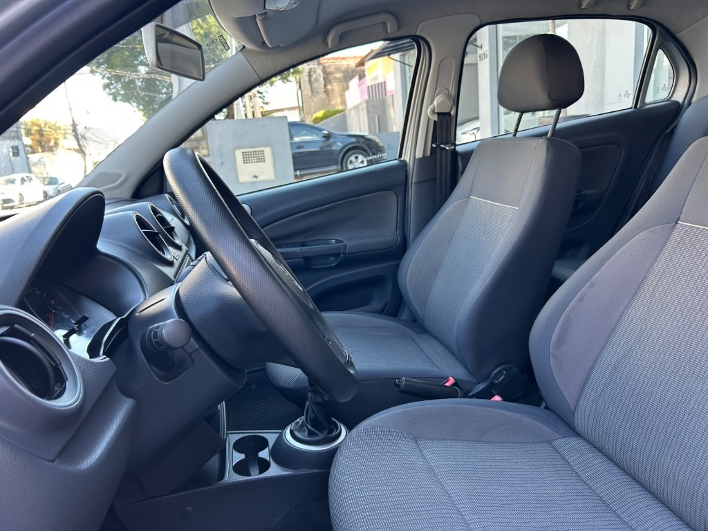 VOYAGE 1.6/1.6 City  Mi Total Flex 8V 4p — foto 12
