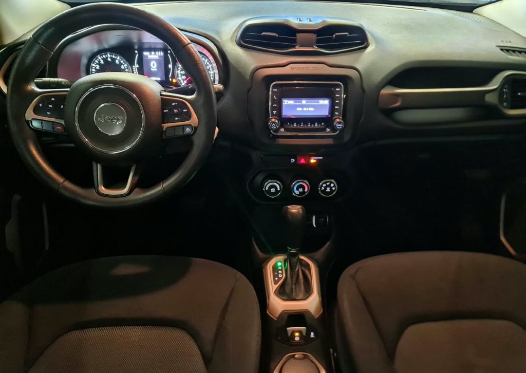 Renegade Sport 1.8 4x2 Flex 16V Aut. — foto 10