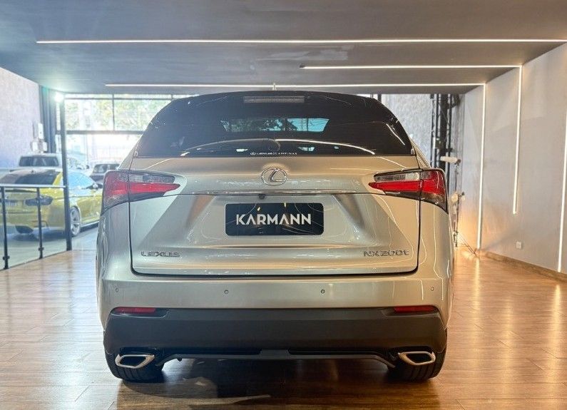 NX-200t F-Sport AWD 2.0 16v 238cv Aut. — foto 12