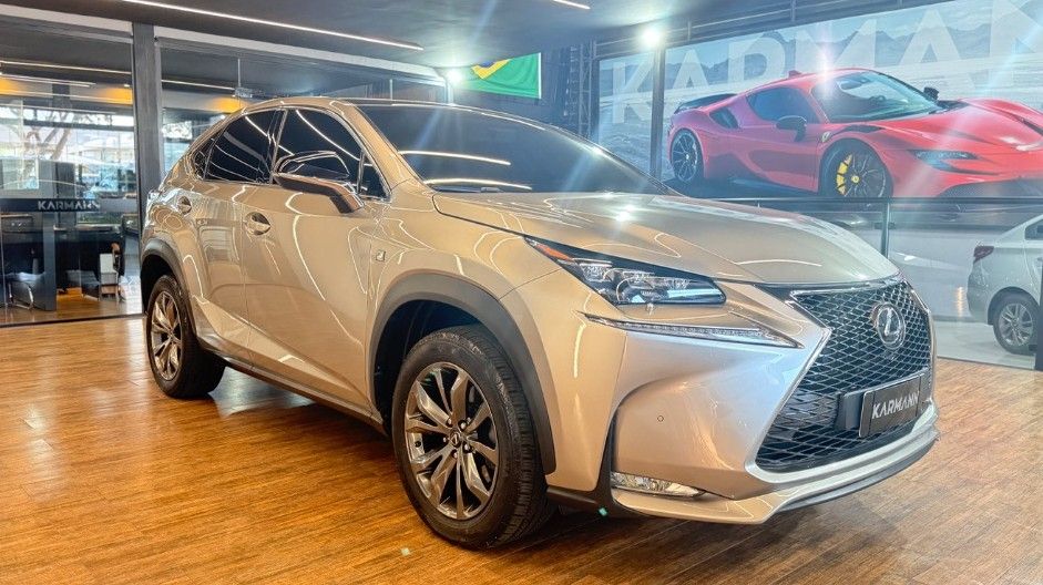 NX-200t F-Sport AWD 2.0 16v 238cv Aut. — foto 3