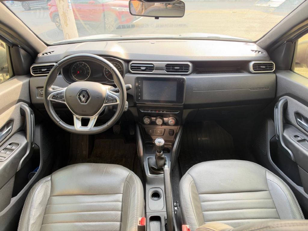 DUSTER Intense 1.6 16V Flex Mec. — foto 5