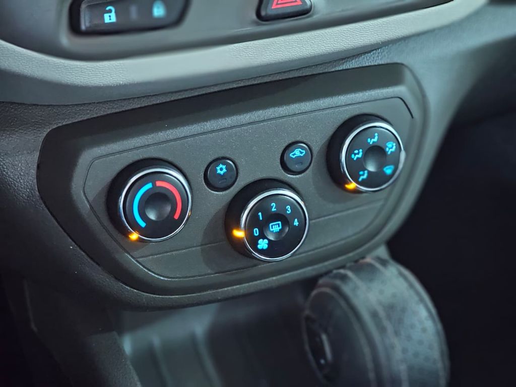 SPIN LTZ 1.8 8V Econo.Flex 5p Aut. — foto 9