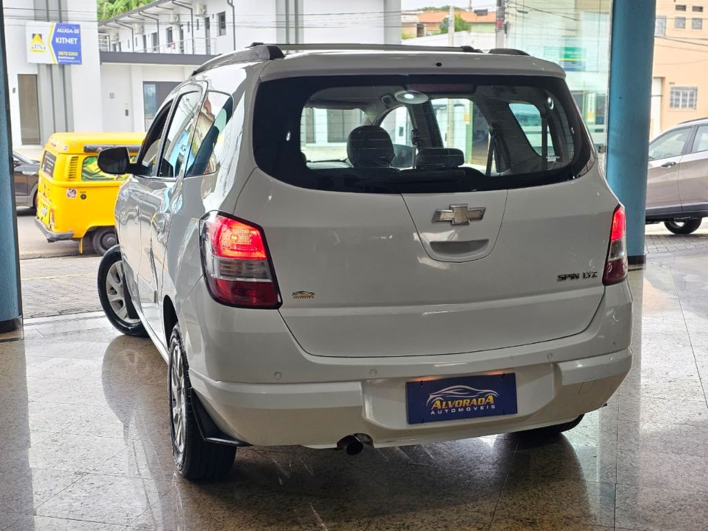 SPIN LTZ 1.8 8V Econo.Flex 5p Aut. — foto 4