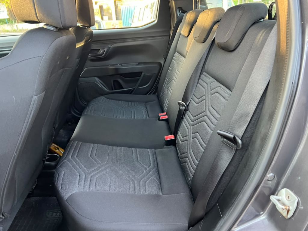 Strada Freedom 1.3 Flex 8V CD — foto 12