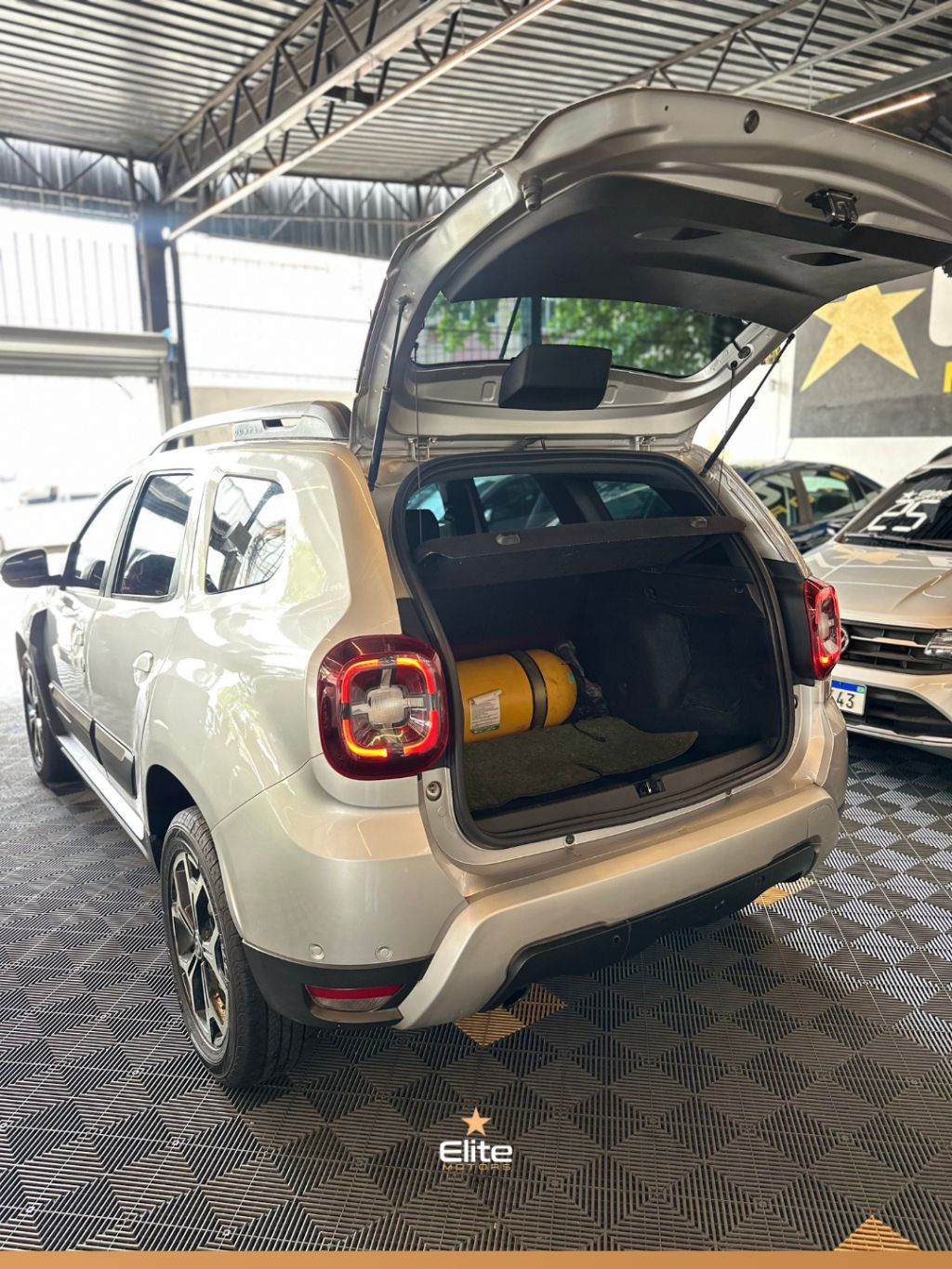 DUSTER Iconic 1.6 16V Flex Aut. — foto 8