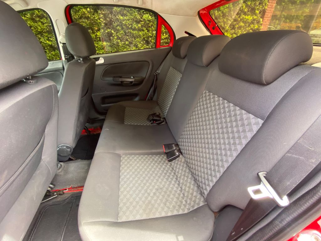 Gol Comfortline 1.0 T. Flex 8V 5p — foto 12