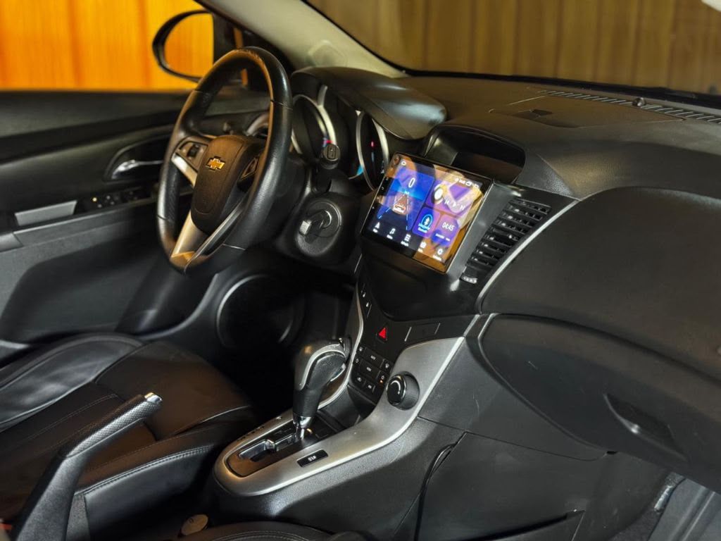 CRUZE HB Sport LT 1.8 16V FlexP. 5p Aut — foto 2