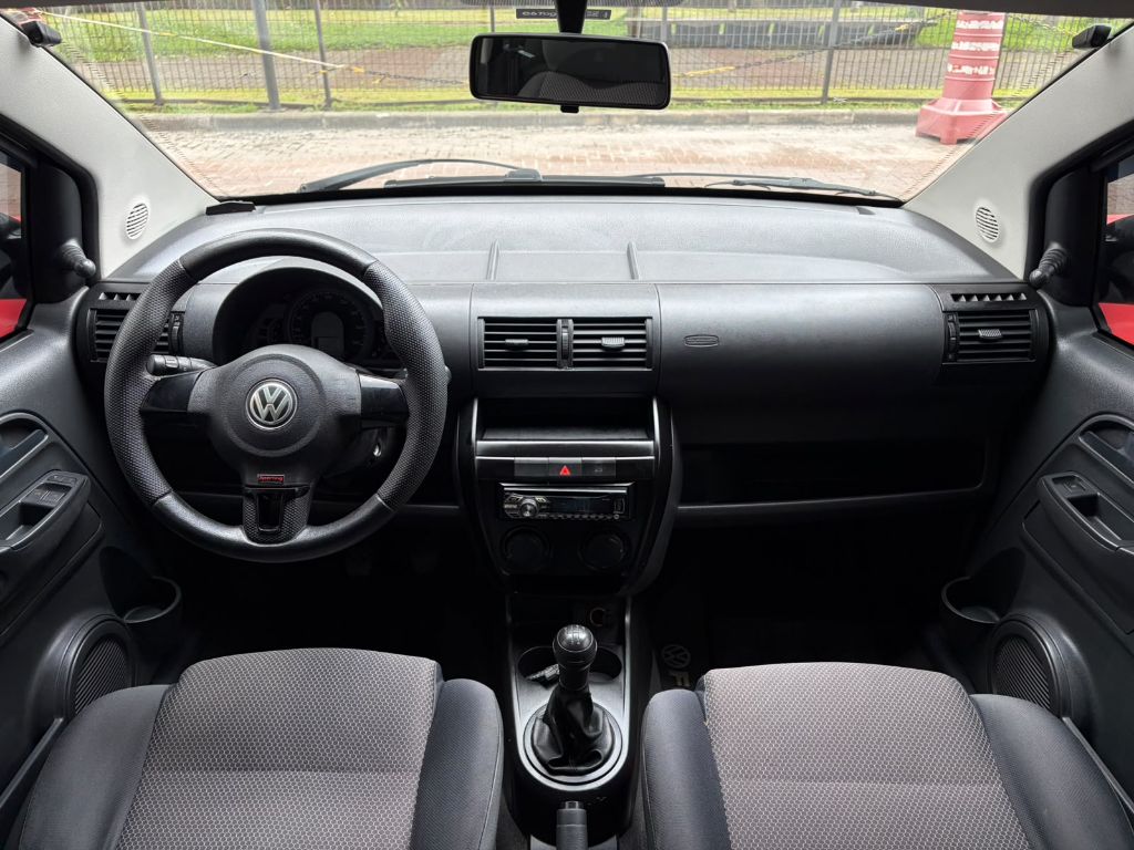 VW FOX 1.0 2014 FLEX — foto 11