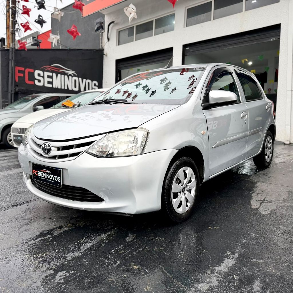 ETIOS X 1.3 Flex 16V 5p Mec. — foto 3