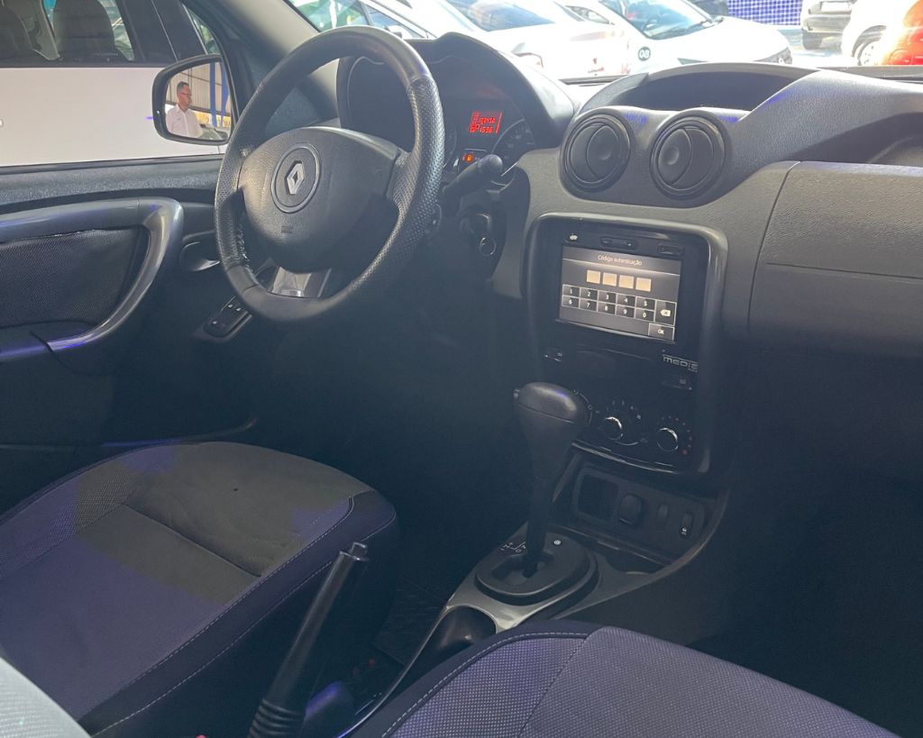 DUSTER Dynamique 2.0 Flex 16V Aut. — foto 2