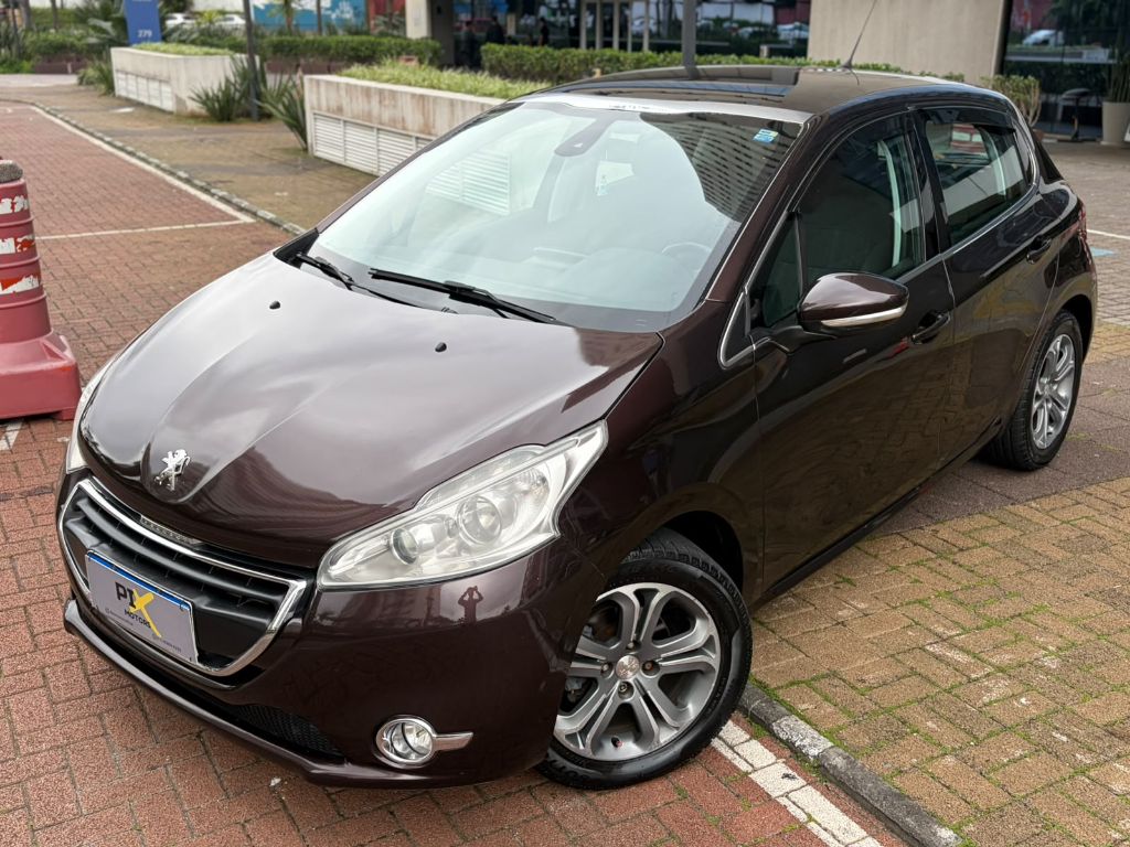PEUGEOT 208 1.6 GRIFFE — foto 1