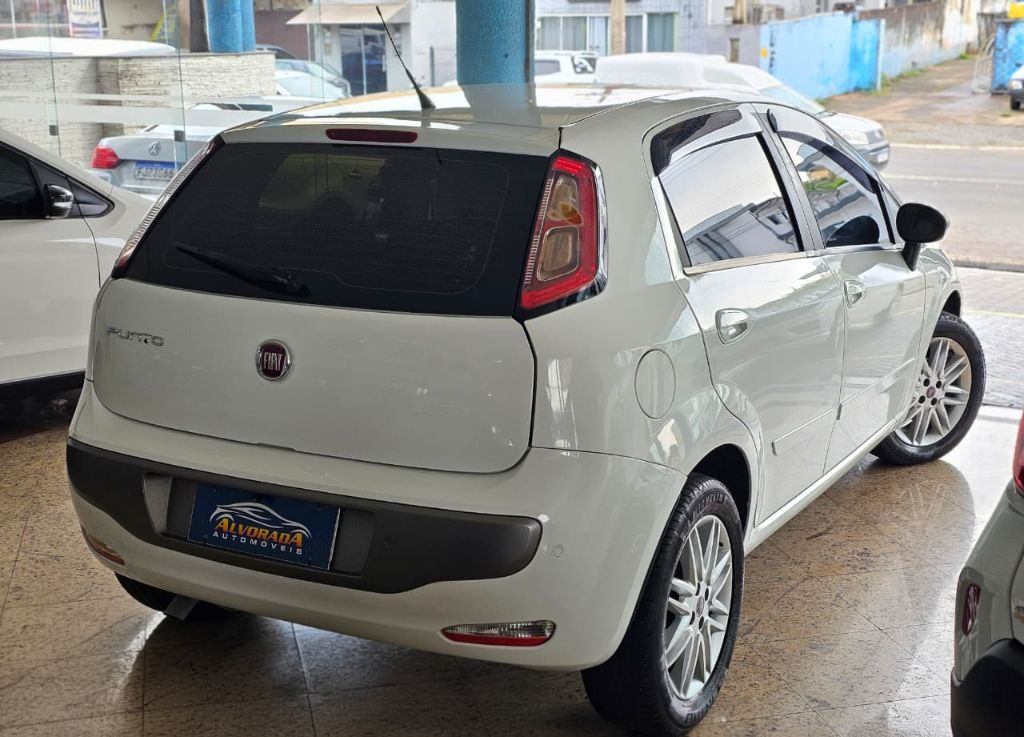 Punto ESSENCE 1.6 Flex 16V 5p — foto 3