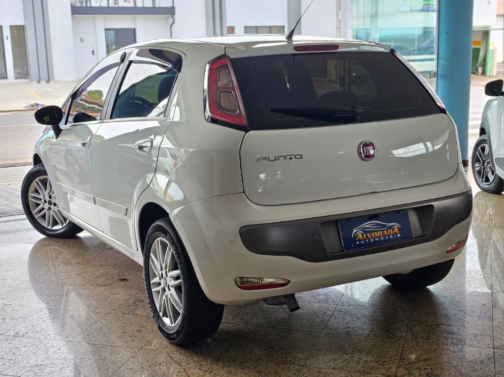 Punto ESSENCE 1.6 Flex 16V 5p — foto 4