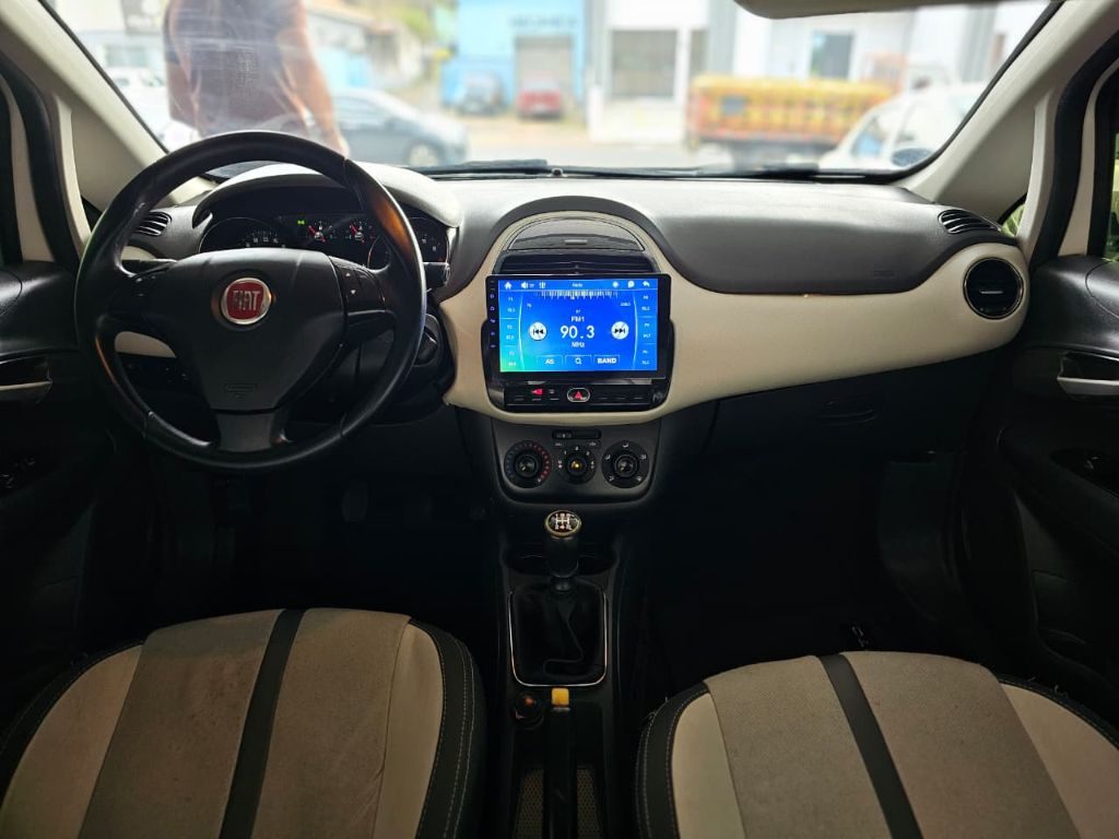 Punto ESSENCE 1.6 Flex 16V 5p — foto 7