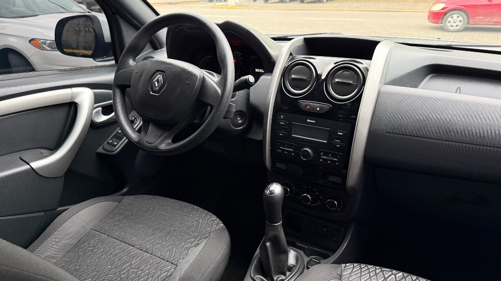 DUSTER OROCH Expression 1.6 Flex 16V Mec — foto 7