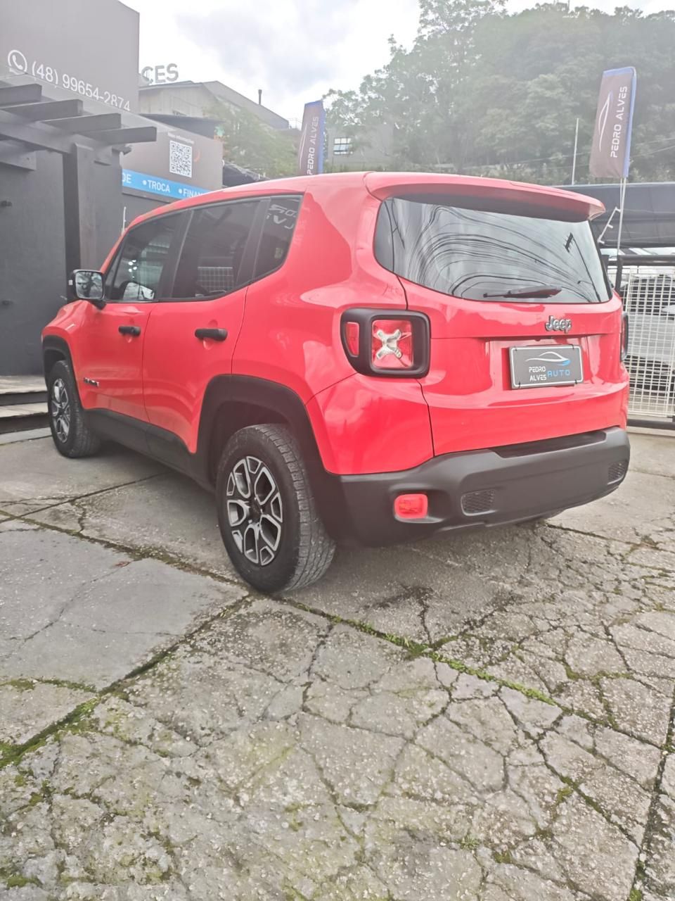 Renegade 1.8 4x2 Flex 16V Aut. — foto 6