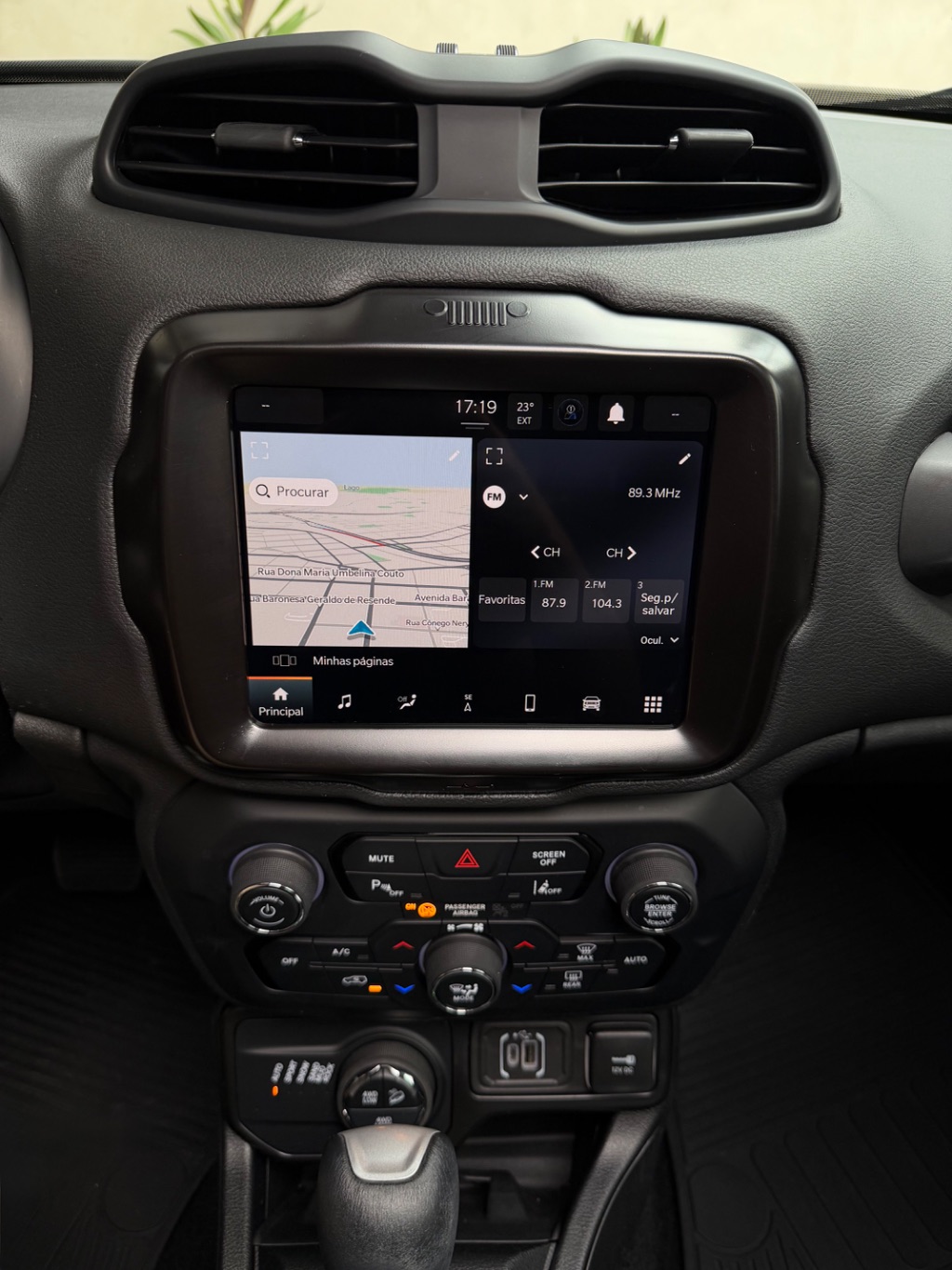 Renegade Willys T270 1.3 TB 4x4 Flex Aut — foto 16