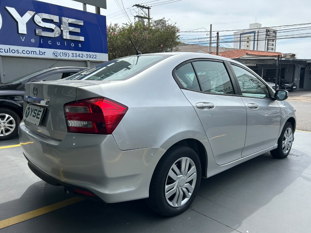 CITY Sedan DX 1.5 Flex 16V Mec. — foto 12