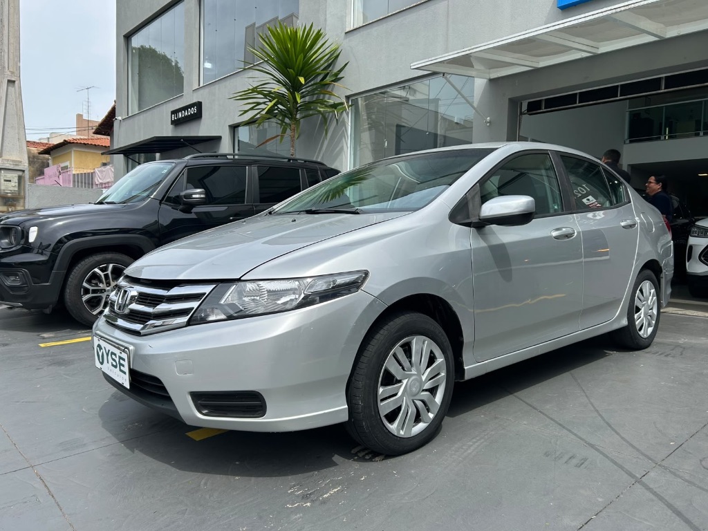CITY Sedan DX 1.5 Flex 16V Mec. — foto 2