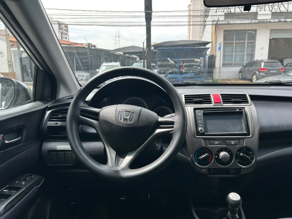 CITY Sedan DX 1.5 Flex 16V Mec. — foto 8