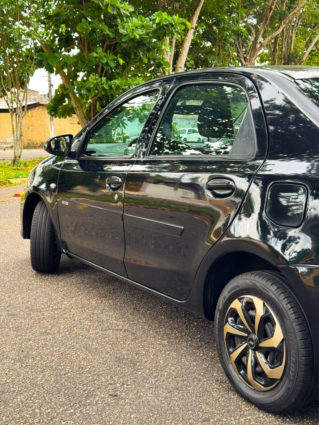 ETIOS XS Sedan 1.5 Flex 16V 4p Aut. — foto 5